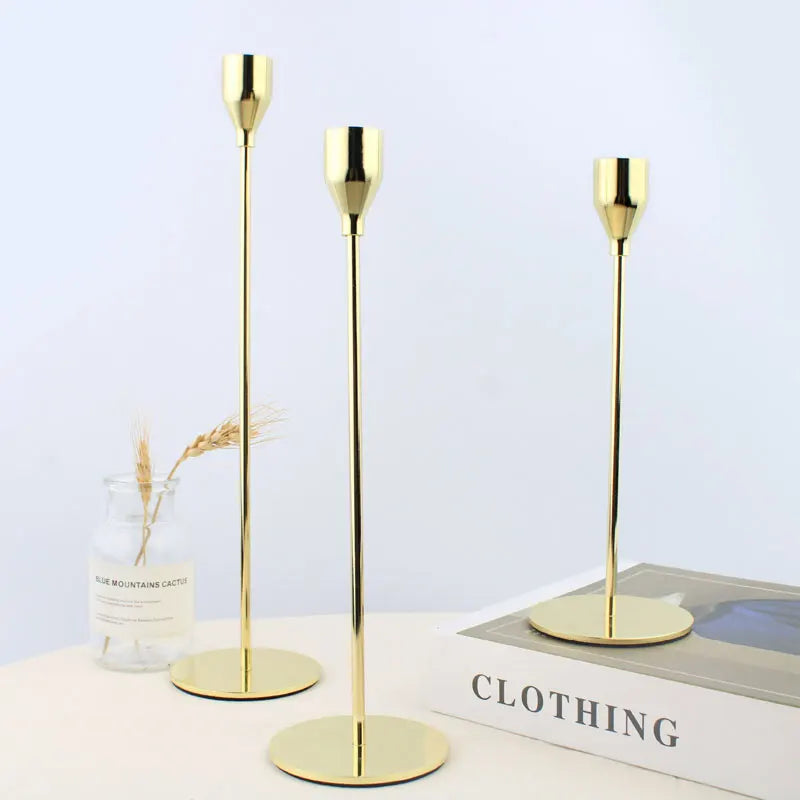 Metal conical candle holder for events and elegant decorations - vue 12 sur 13