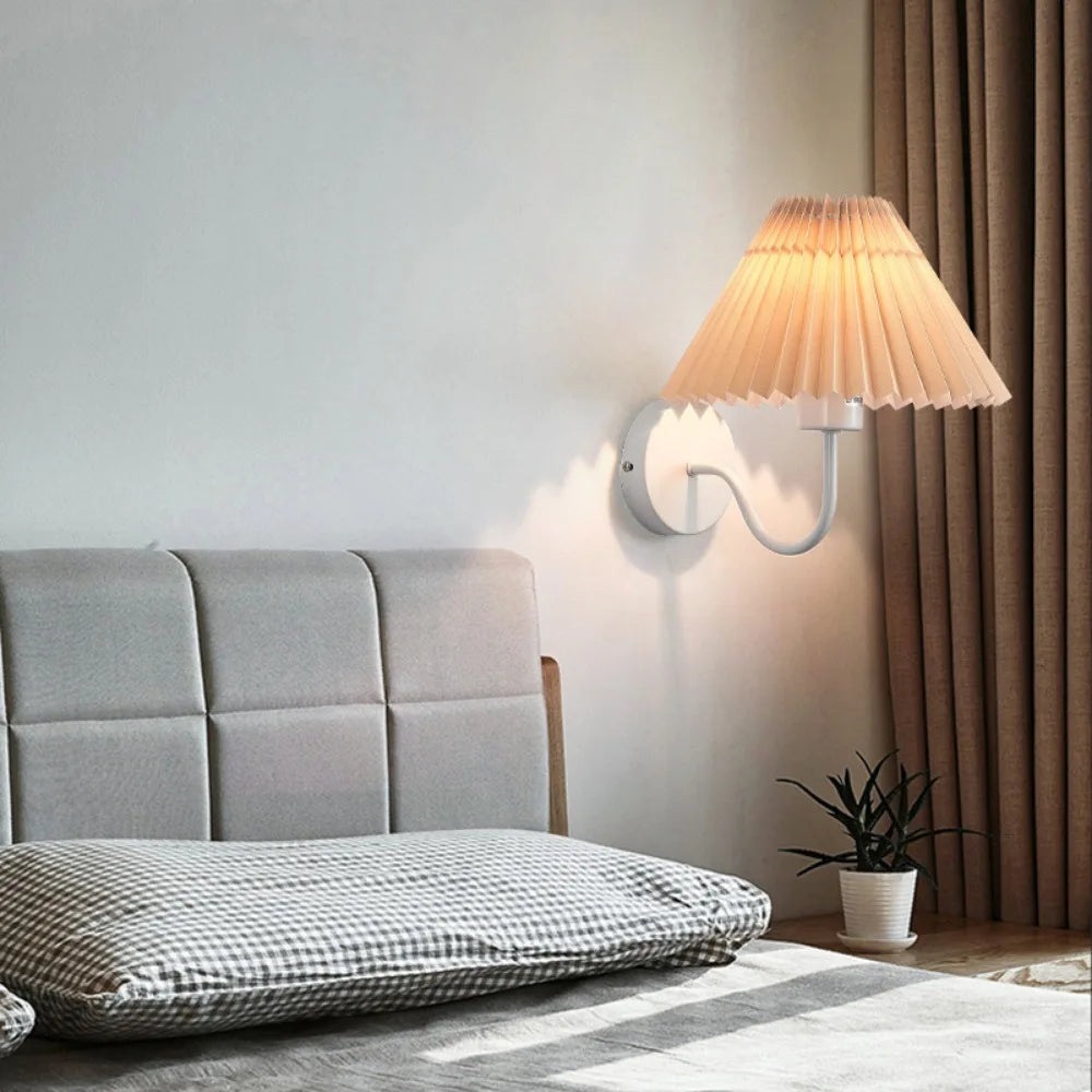Retro pleated fabric wall light