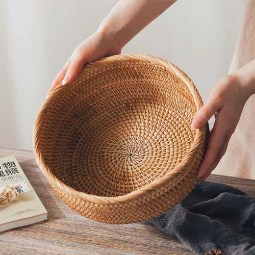 Round handwoven rattan basket for fruit and snacks - vue 3 sur 13