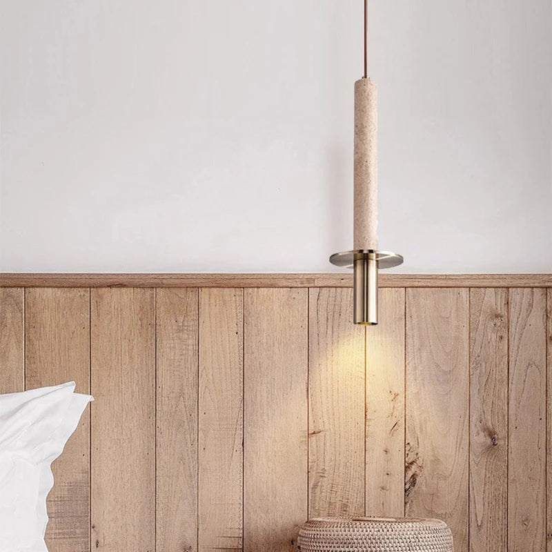 Cylindrical marble and gold metal pendant light for modern interiors - vue 4 sur 7