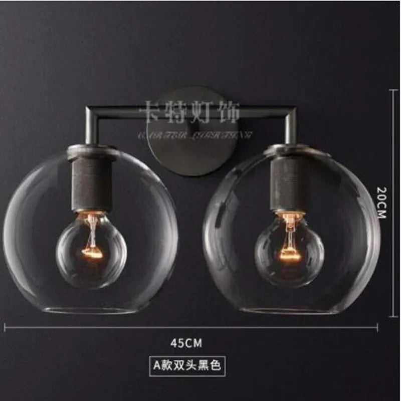 LED wall light with glass and metal shade - vue 18 sur 21