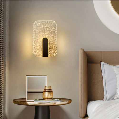 acrylic wall bedside lamp modern design minimalist diamond pattern - vue 5 sur 14