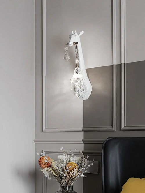 decorative LED resin and crystal giraffe wall light - vue 3 sur 7