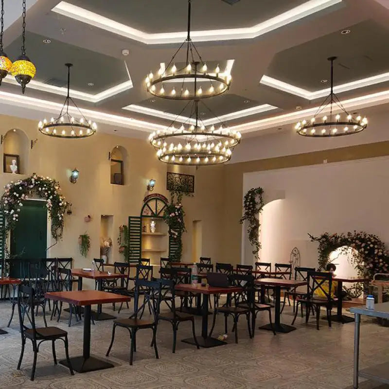 Round retro American style iron LED chandelier - vue 3 sur 13