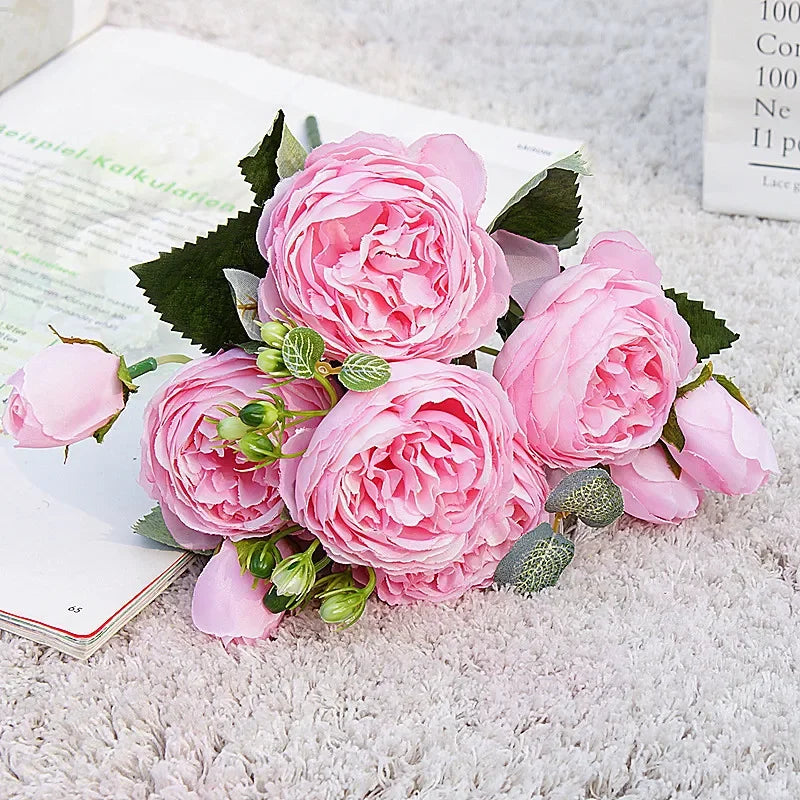 Small artificial flower bouquet for spring decoration and weddings - vue 9 sur 37