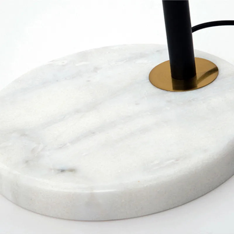 Elegant gold and black floor lamp in metal and glass - vue 6 sur 9