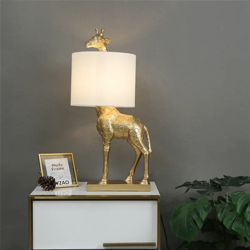 modern design giraffe resin desk lamp creative lighting