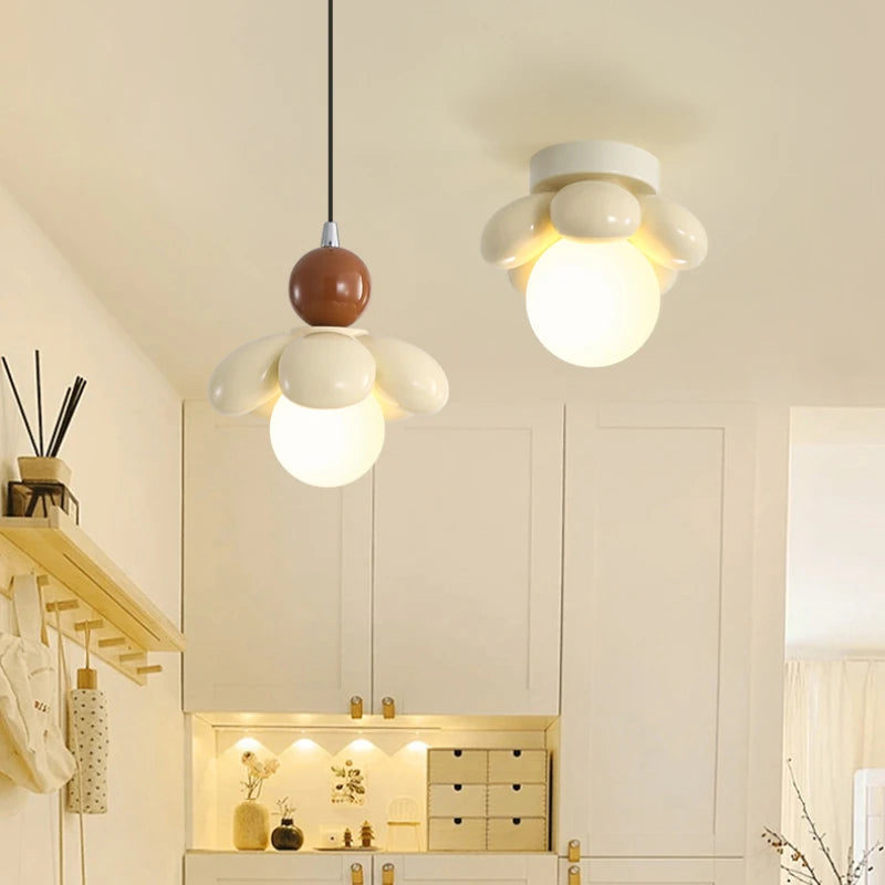 Modern flower-shaped pendant chandelier for restaurant