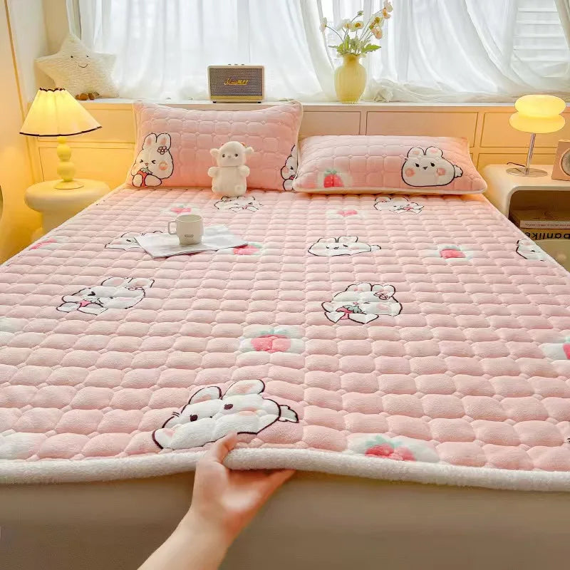 warm velvet mattress topper for winter comfort - vue 10 sur 15