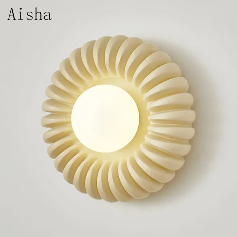 High-end retro circular resin wall light