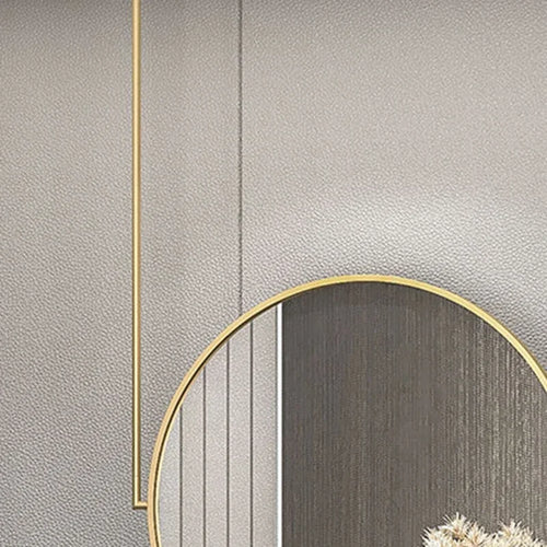 Round gold metal wall mirror elegant decorative accessory - vue 6 sur 6