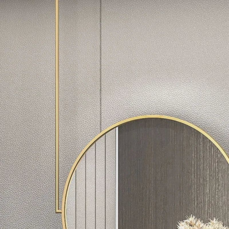 Round gold metal wall mirror elegant decorative accessory - vue 5 sur 6