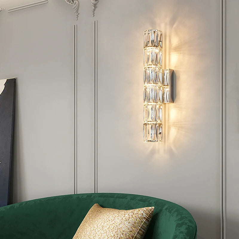 Modern LED wall light for elegant indoor lighting