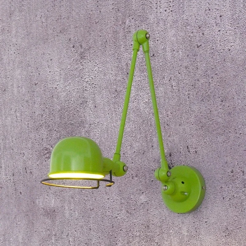 Modern adjustable wall light for elegant interior decor - vue 3 sur 10