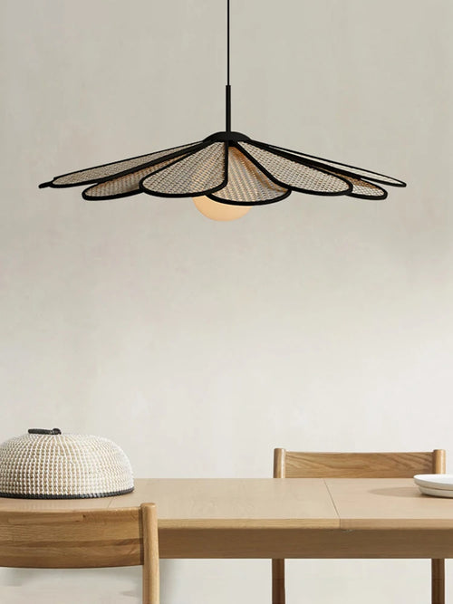Creative rattan chandelier in Japanese style for modern interiors - vue 2 sur 8