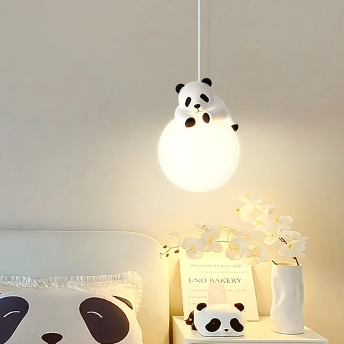 Panda resin pendant light for children's room - vue 3 sur 7