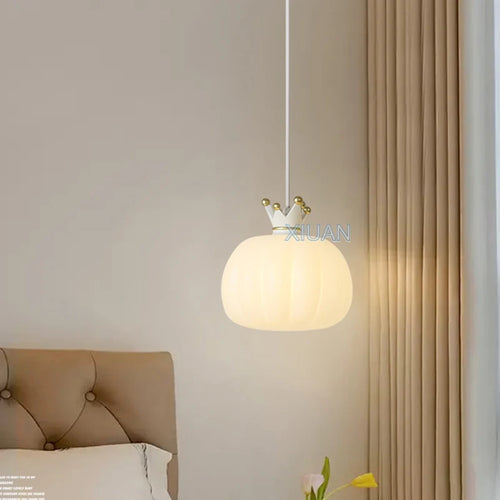 Bedside pendant light for small room with bow - vue 4 sur 11
