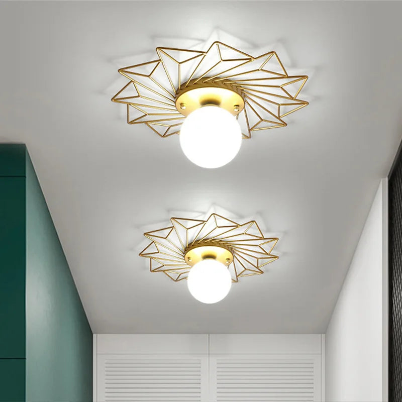 Plafonniers dorés de luxe en forme de feuille de Lotus - vue 3 sur 15