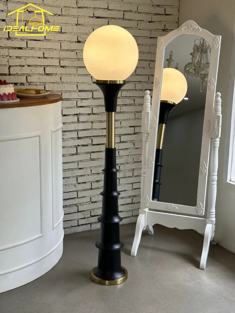 Medieval style LED floor lamp for modern interiors - vue 3 sur 8
