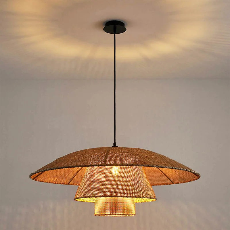 Hand-woven vintage rattan pendant light for restaurants and hotels - vue 4 sur 10