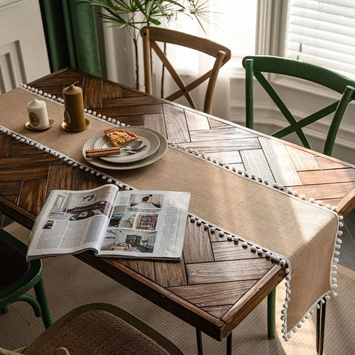Beige country-style table runner with tassels - vue 5 sur 7