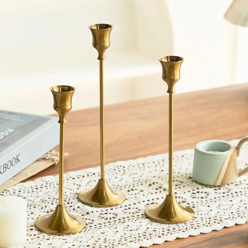 Decorative brass gold candle holder kit for weddings and dinners