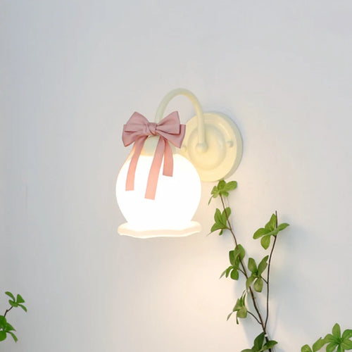 Glass princess wall light for modern children's bedrooms - vue 2 sur 16