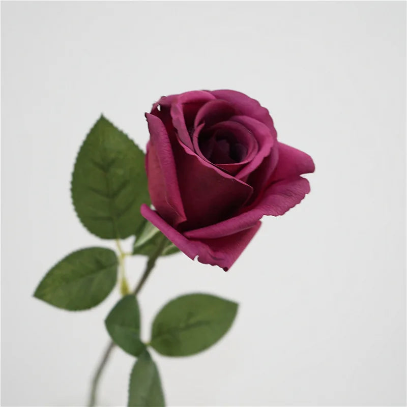 Artificial latex flowers for elegant and realistic decor