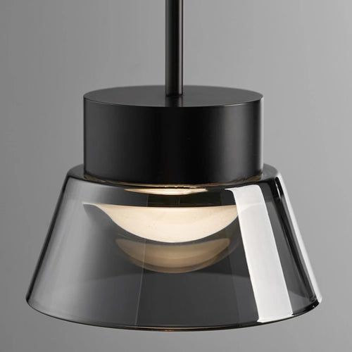 Modern glass pendant light for minimalist interior - vue 3 sur 8