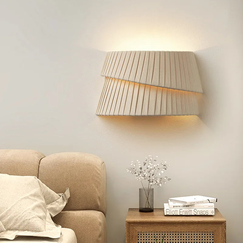 Minimalist handmade fabric chandelier wabi sabi style - vue 5 sur 14