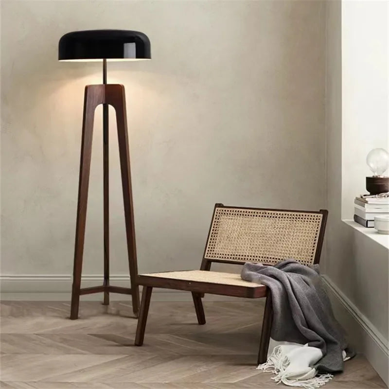 Wood floor lamp with plug adapter for home, hotel or shop - vue 3 sur 10
