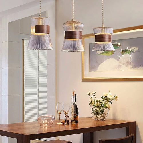 Modern nordic glass pendant light for restaurant decor - vue 3 sur 16