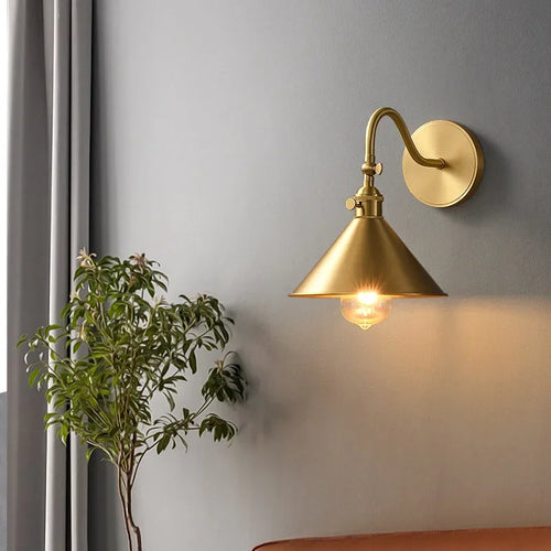 Nordic copper wall light with rotating arm - vue 2 sur 6