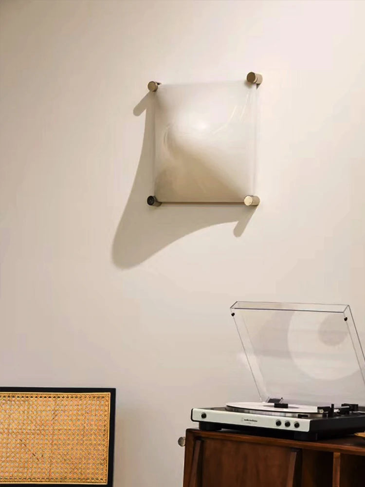 Medieval style wall light with Bauhaus design for interior decoration - vue 2 sur 8