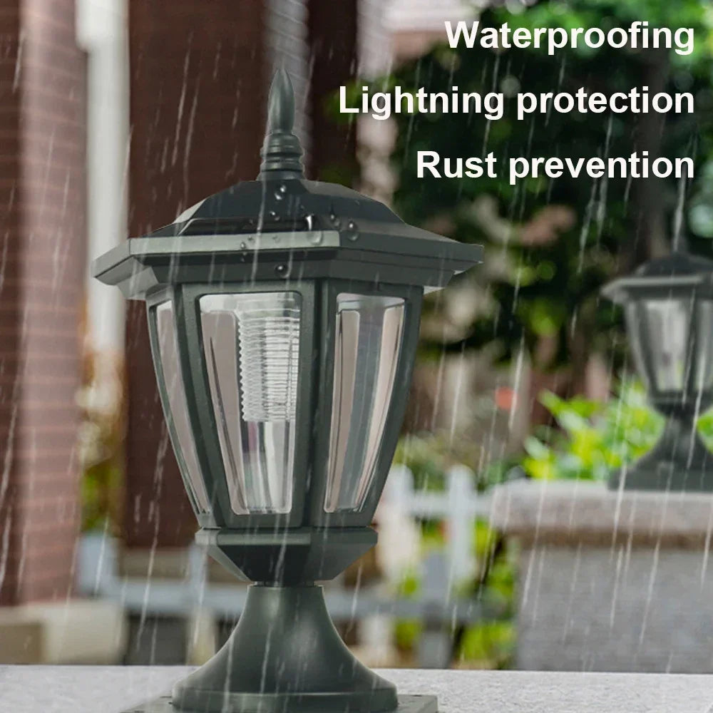 Outdoor solar lamp for garden and fence decoration - vue 5 sur 8