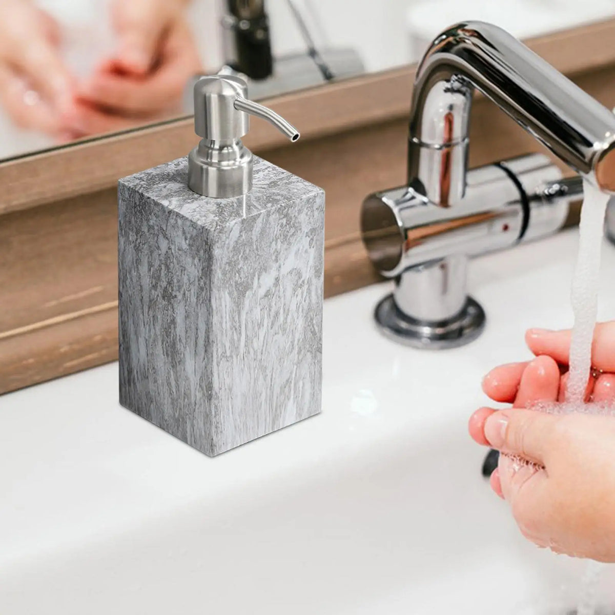 durable resin lotion dispenser for bathroom - vue 6 sur 6