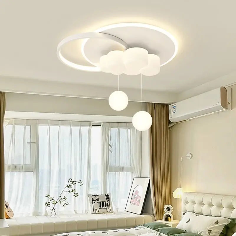 Minimalist ceiling light with hanging bubble and cloud chandelier - vue 4 sur 13