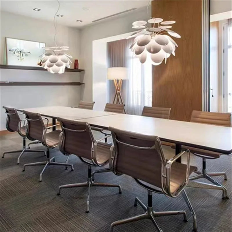 Nordic-style metal pendant light for retro interior decor