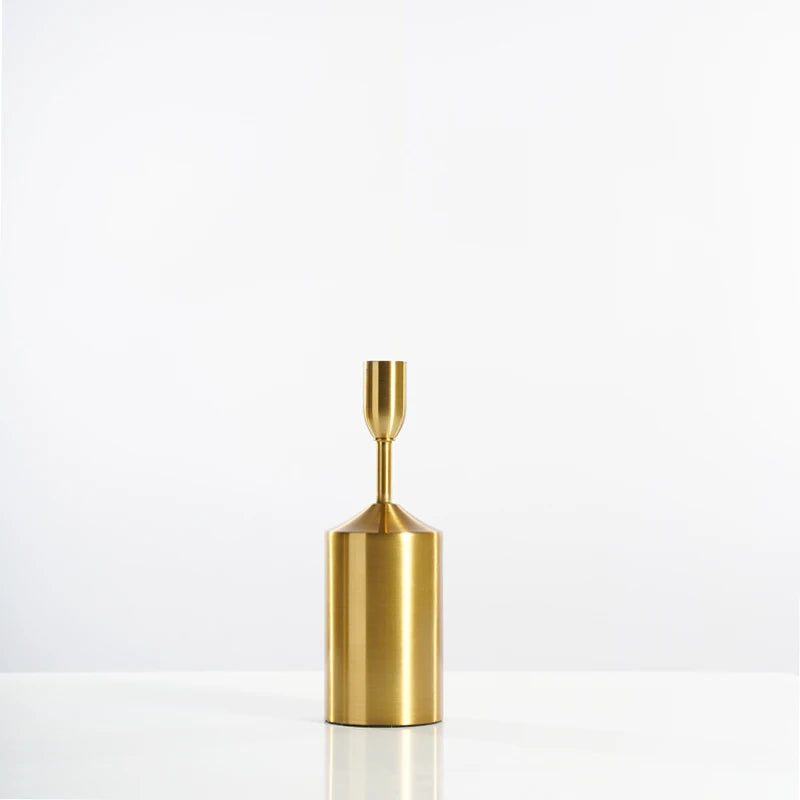 Gold plated metal candle holder for weddings and elegant decoration - vue 7 sur 15