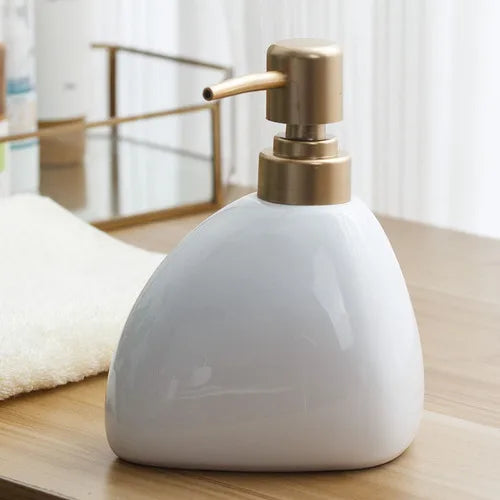 ceramic soap dispenser with gold pump for bathroom - vue 7 sur 17
