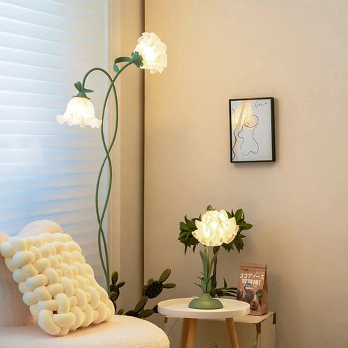 Vintage pastoral floor lamp with glass sconces - vue 3 sur 7