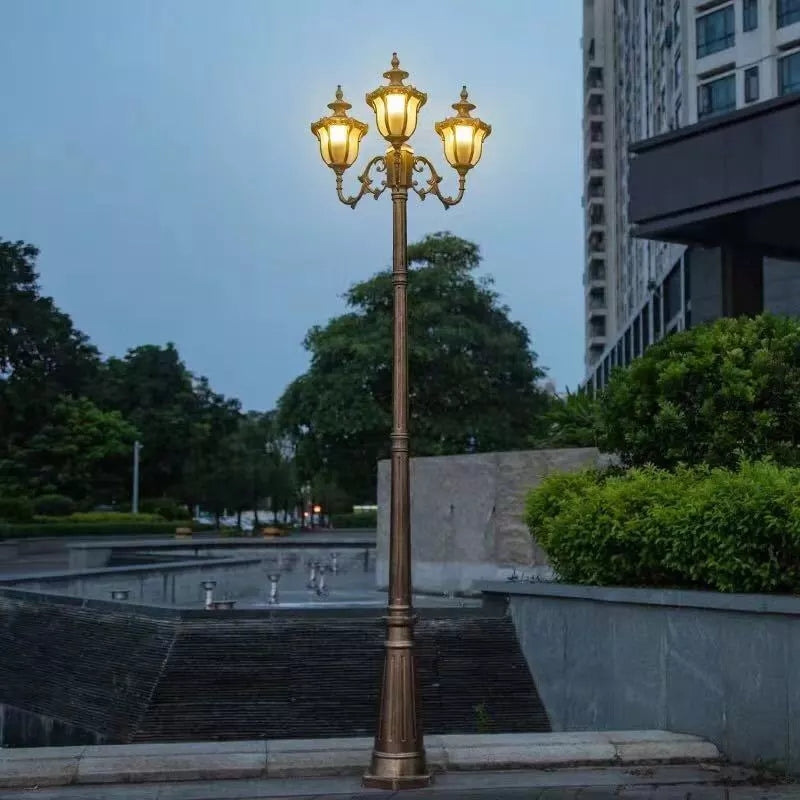 (H: 2.2 m) European landscape outdoor lamp post with 2/3 heads for garden or villa