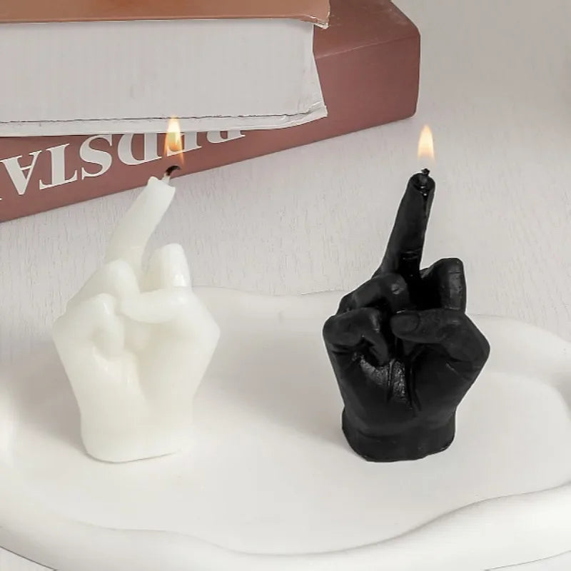 original decorative middle finger scented candle - vue 4 sur 8