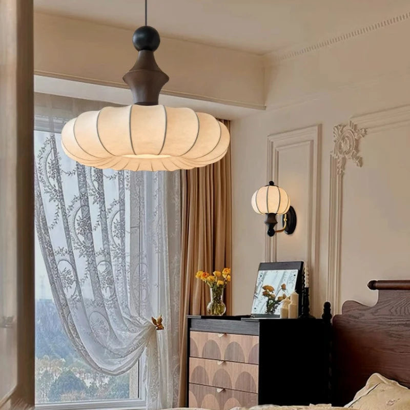 Silk chandelier with luminous fabric lampshade