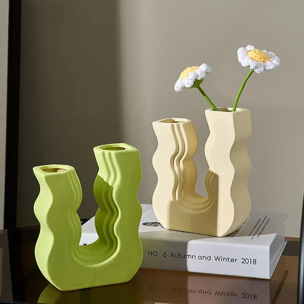 vase en céramique décoratif style morandi pour fleurs - vue 6 sur 11