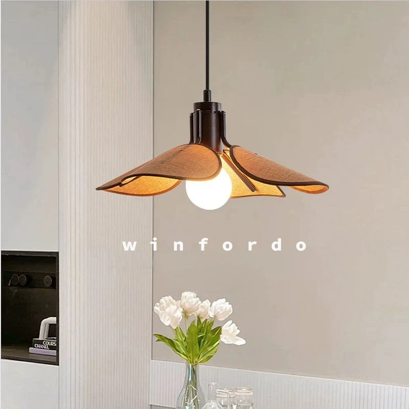 Decorative retro Japanese fabric pendant light