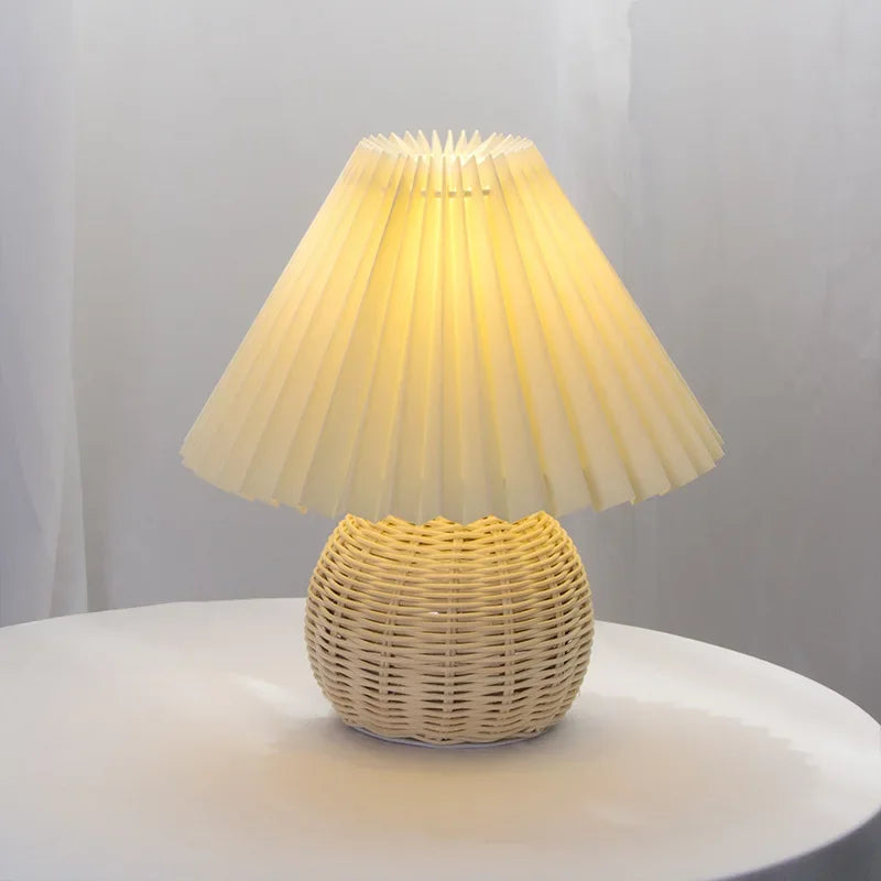 modern wooden and rattan table lamp for interior decoration
