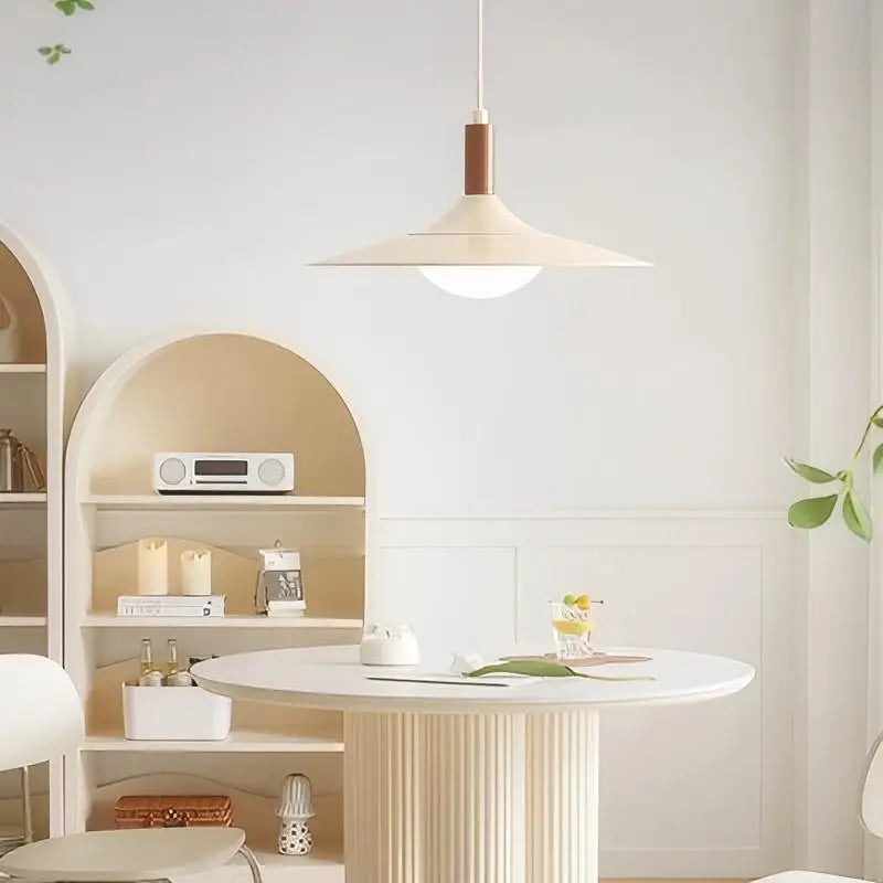 Modern ufo-style chandelier with eye protection contemporary design - vue 4 sur 8
