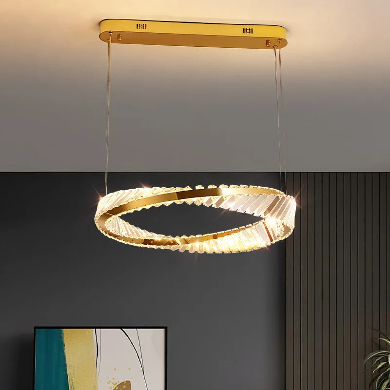 Modern gold LED pendant light with elegant crystal - vue 3 sur 14