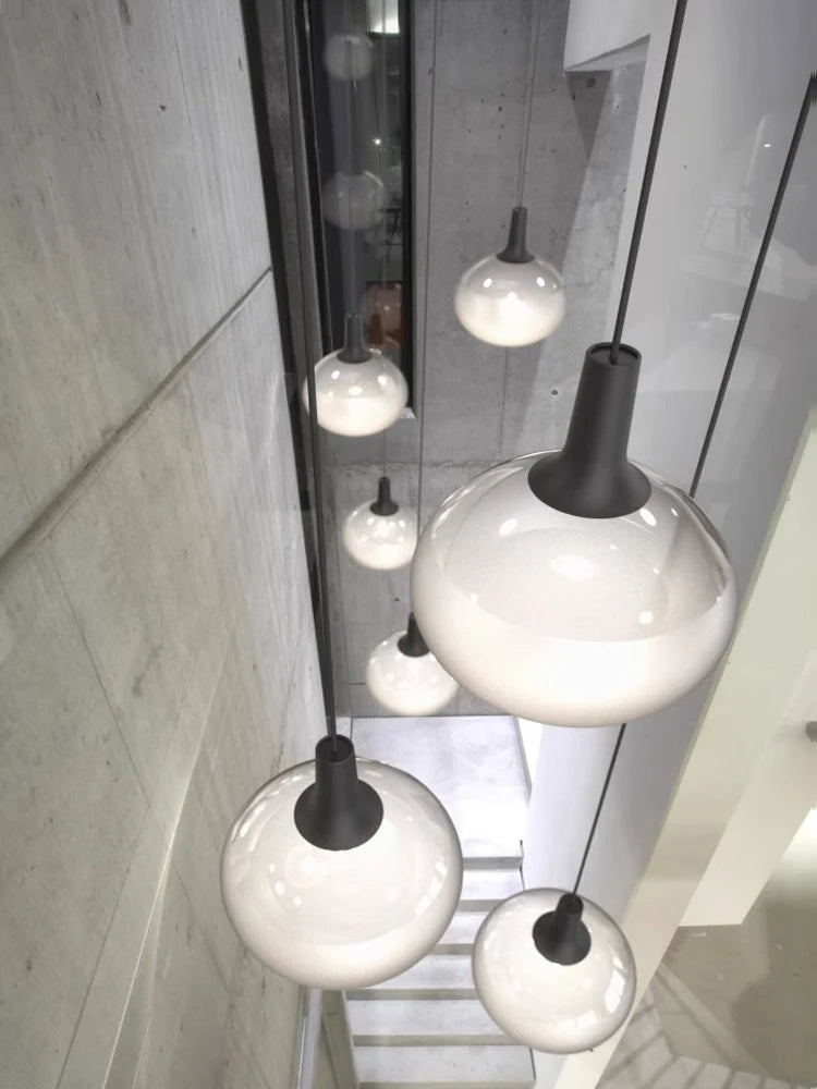 Elegant matt white glass minimalist LED ceiling light - vue 4 sur 9